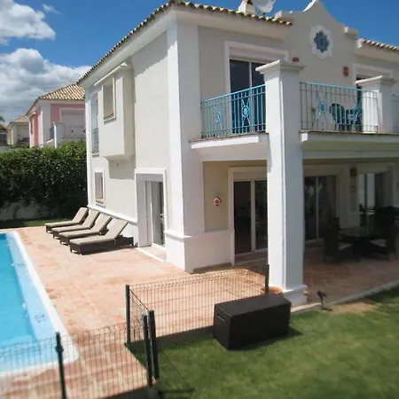 Villa Detached 4 Bed Duquesa With Private Infinity Pool Close To Port And