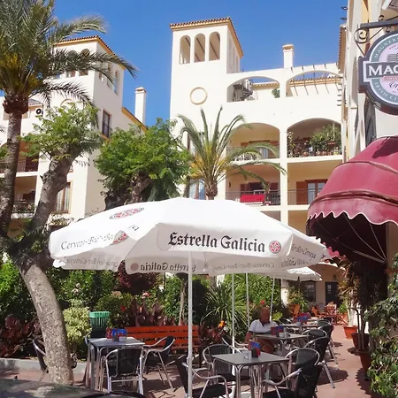Detached 4 Bed Duquesa With Private Infinity Pool Close To Port And * Manilva